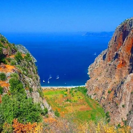 Sunset Beach Club 5 Beds O4 Fethiye