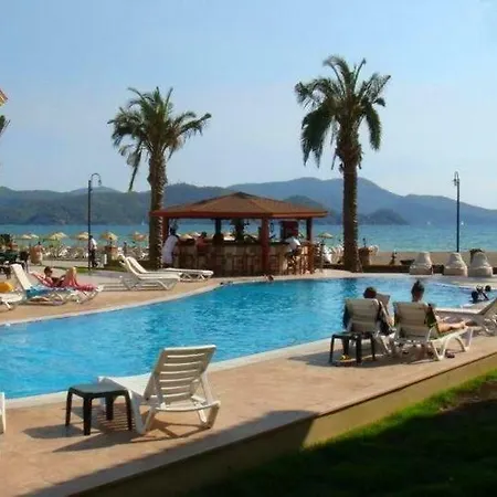 Sunset Beach Club 5 Beds O4 *