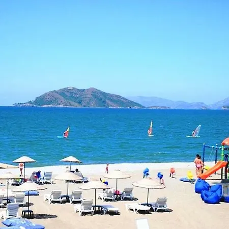 Sunset Beach Club 5 Beds O4 *